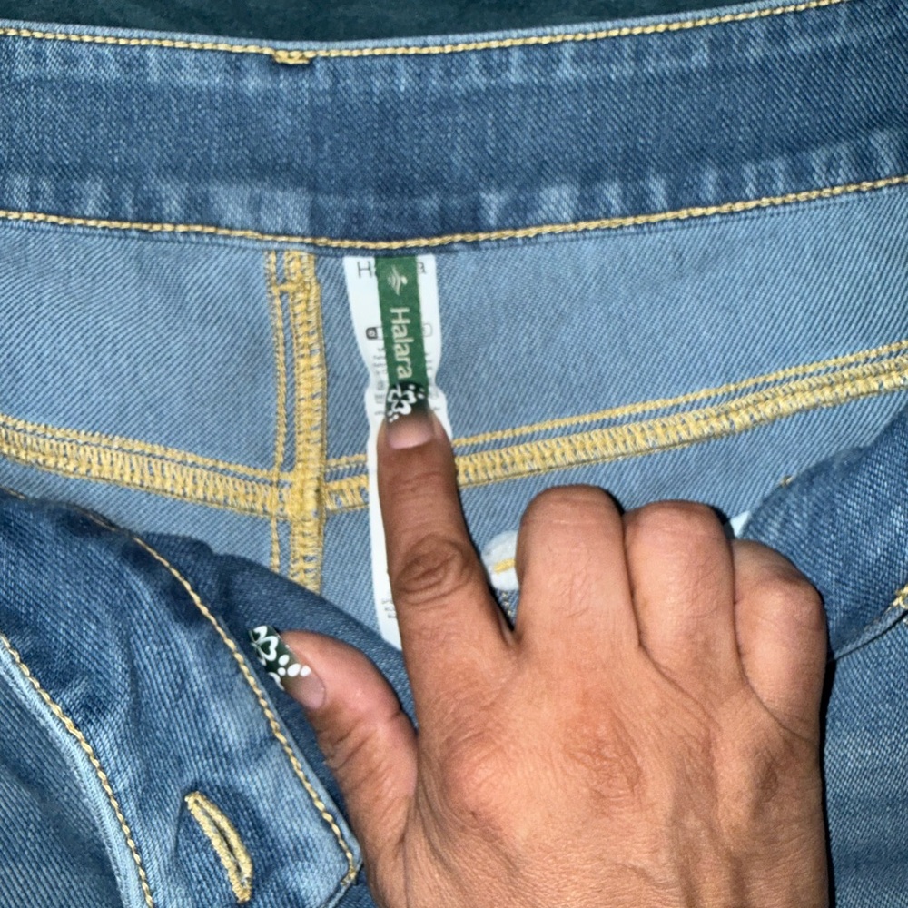 HALARA Medium Blue Wide Leg Jeans with Gold Stitching - Picture 3 of 4